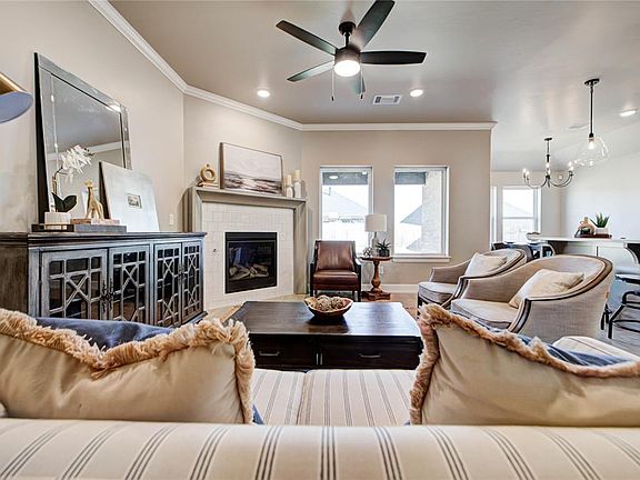 5th image of 4917 Desert Willow Ln