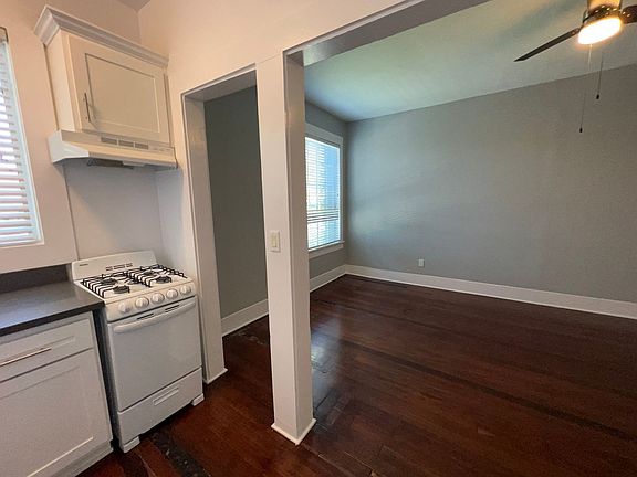 5th image of 2626 N Broadway APT C