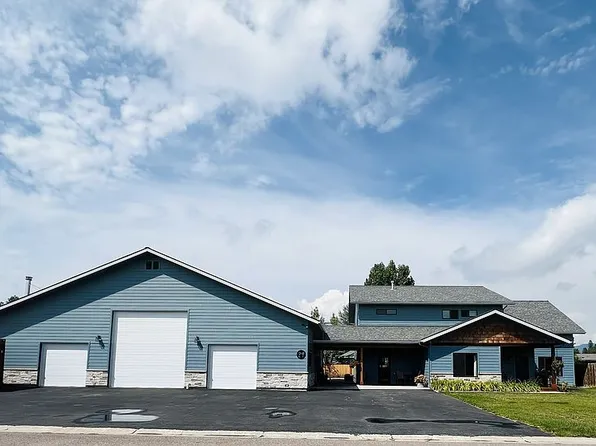 29 Bethany St, Columbia Falls, MT 59912
