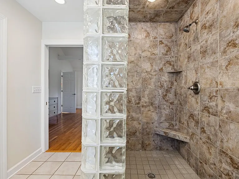 933 S Shem Dr — Photo 35