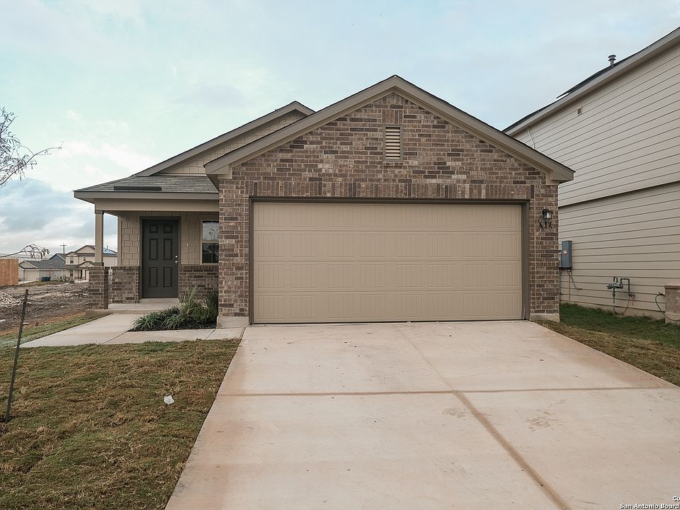 1st image of 631 River Run Way