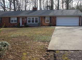 200 Ravensworth Rd, Taylors, SC 29687