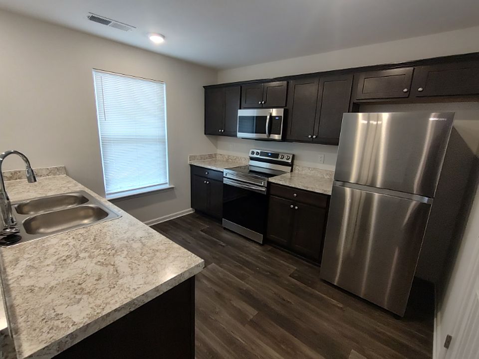 1st image of 49 Turningstone Blvd APT 1