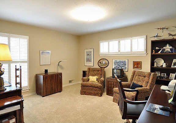 5th image of 7008 Gateridge Dr