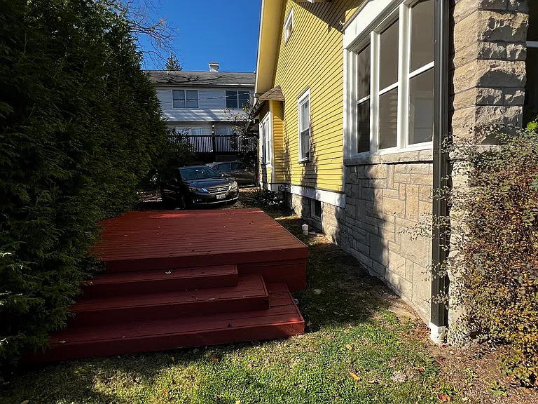 430 S Henderson St — Photo 10