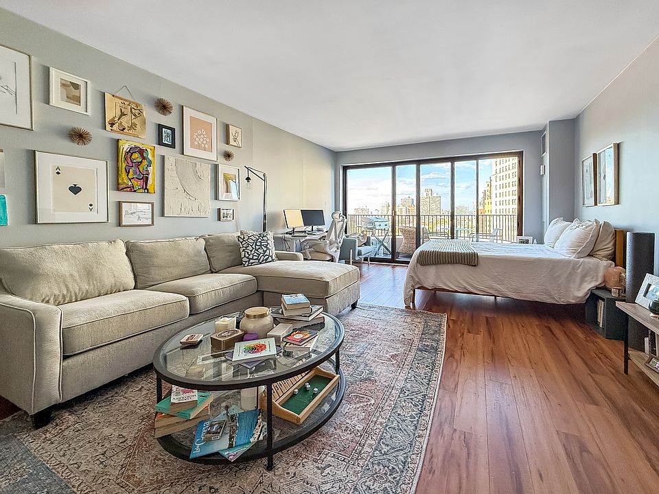1st image of 2020 N Lincoln Park W APT 10B