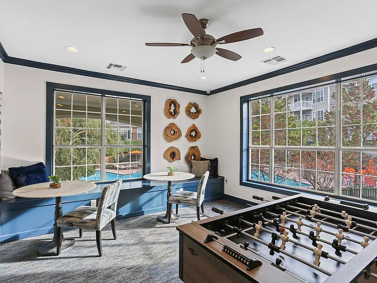 Clover Apartments — Photo 43
