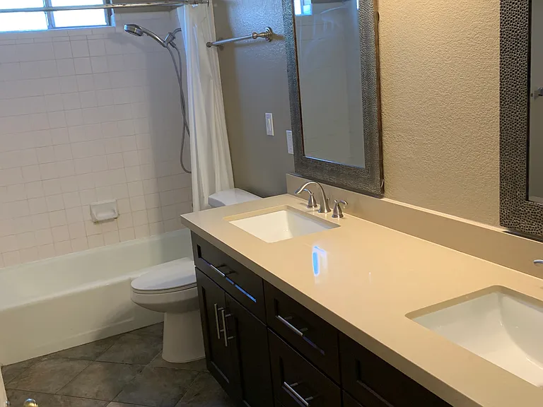 1235 W 12th Pl — Photo 14