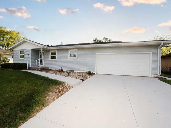 511 S Clinton St, Boone, IA 50036