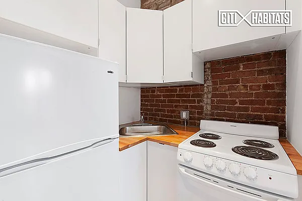 Rented by Citi Habitats | media 53