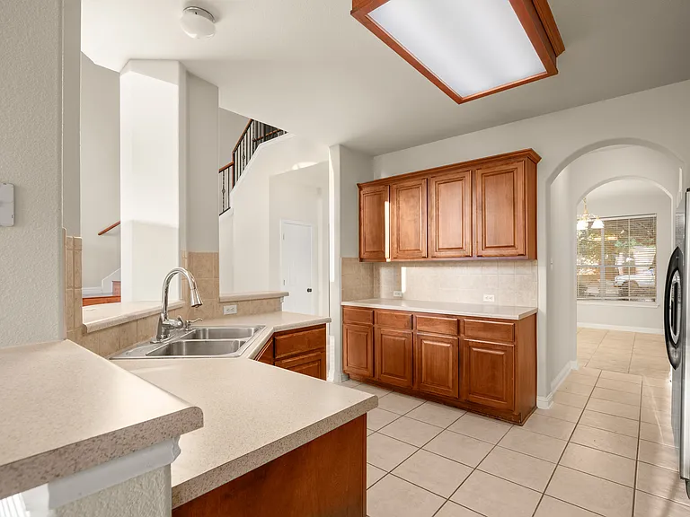 10105 Wind Cave Trl — Photo 7