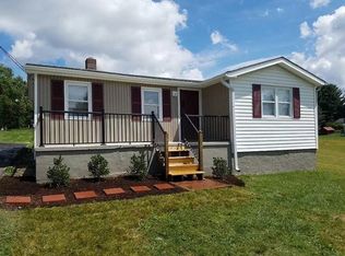 1800 Whipple Dr, Blacksburg, VA 24060