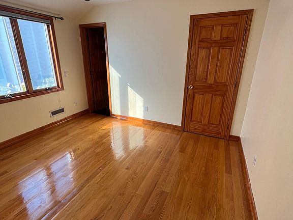 4th image of 23119 67th Ave Floor 1