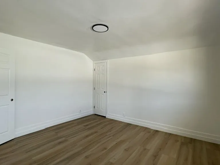 4815 S Normandie Ave #1/2 — Photo 18