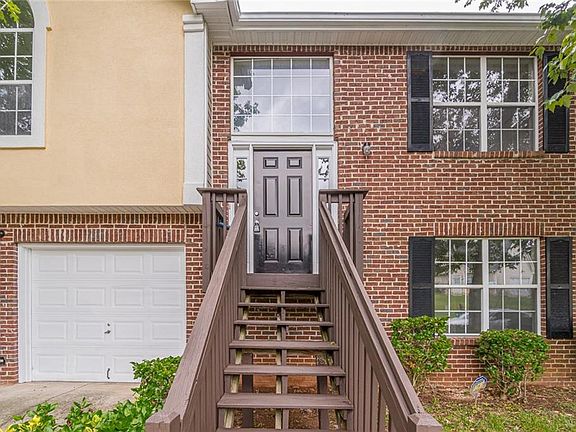 2nd image of 6183 Idlewood Cir
