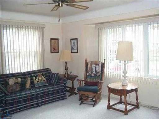5th image of 16640 Sarmorr St