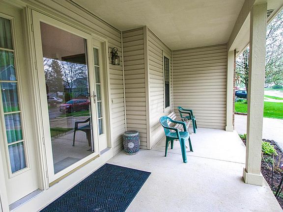 3rd image of 685 Ozem Gardner Way