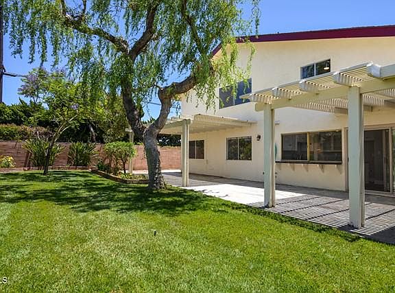 5th image of 3223 E Shepherd Dr