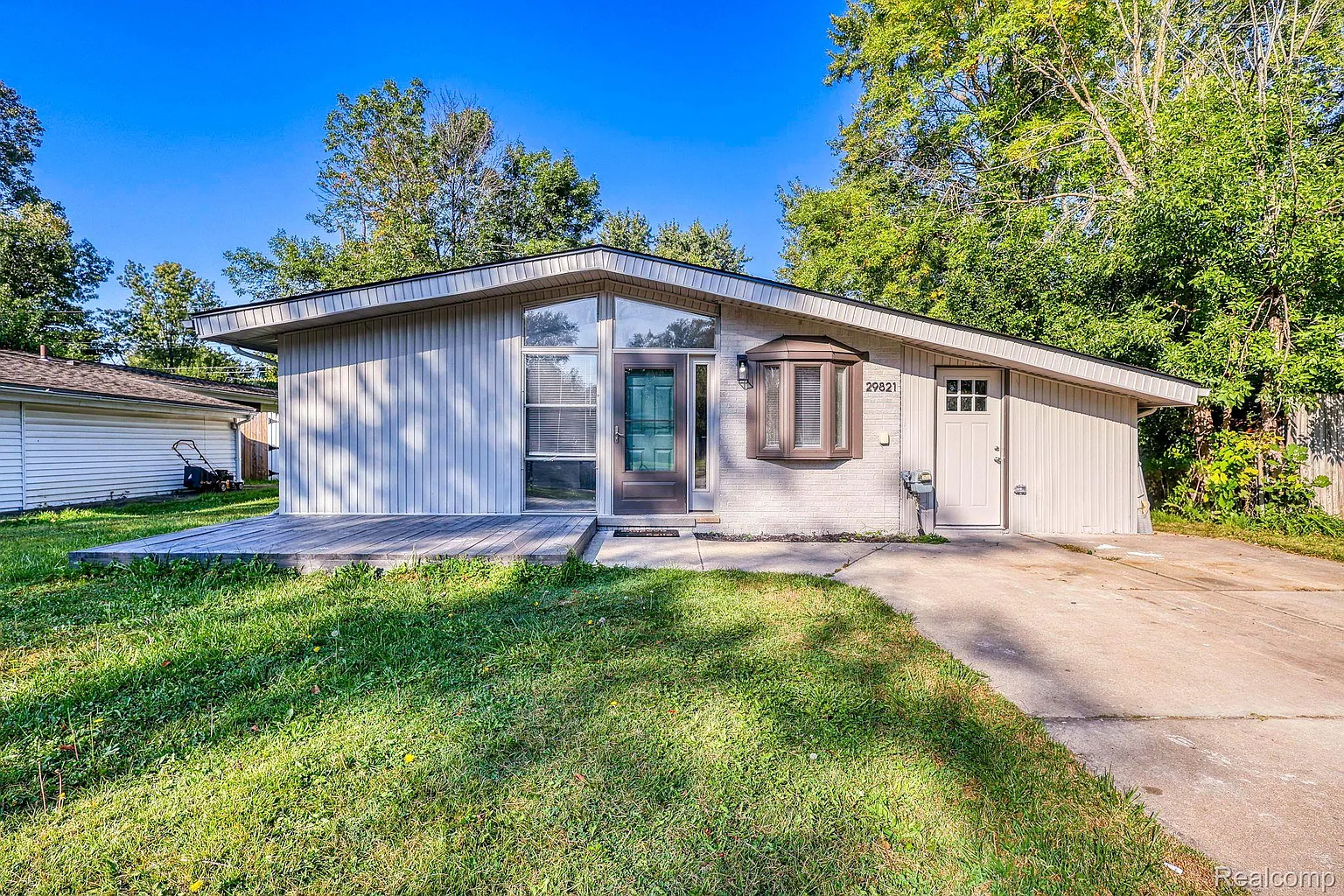 29821 Fairfax St photo 1