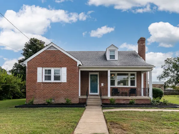 703 Colonial Ave, Colonial Heights, VA 23834