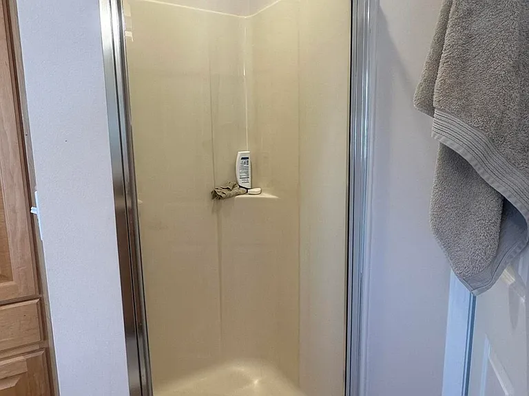 59 Weaver Dr — Photo 18