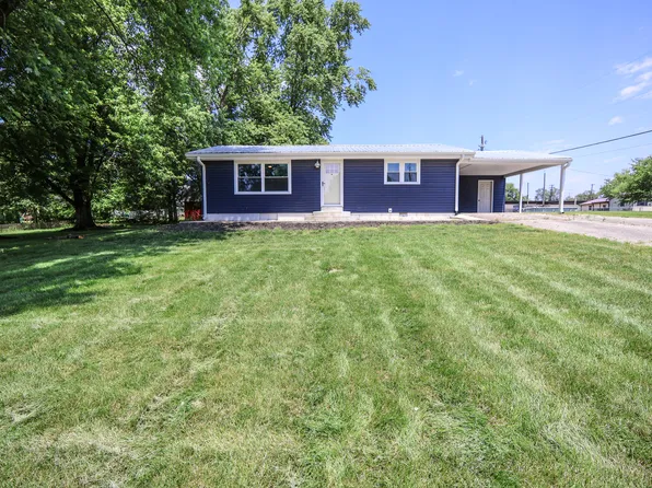 414 South St, Hope, IN 47246