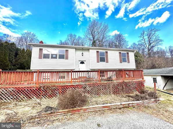 4116 Pricetown Rd, Fleetwood, PA 19522