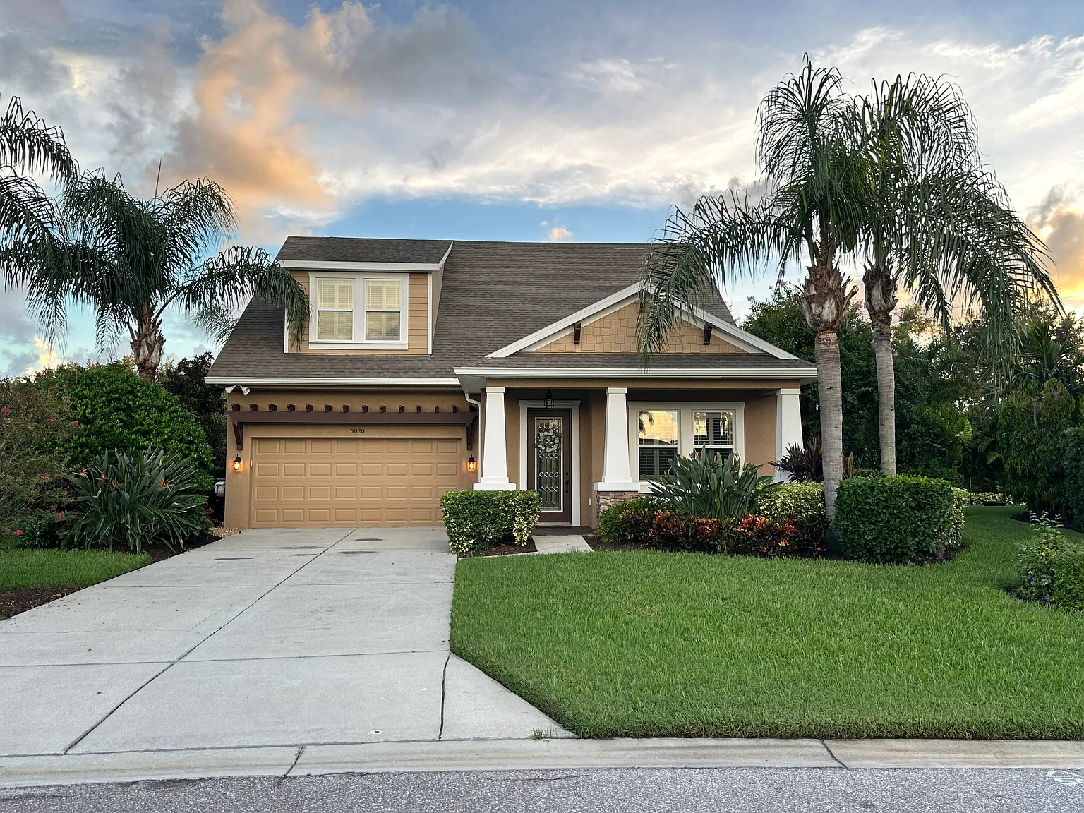 4 bed, 2.5 bath, 2601 sqft, $3,495 — Photo 1