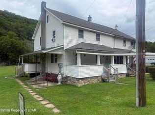 1515 Tomhicken Rd, Fern Glen, PA 18241