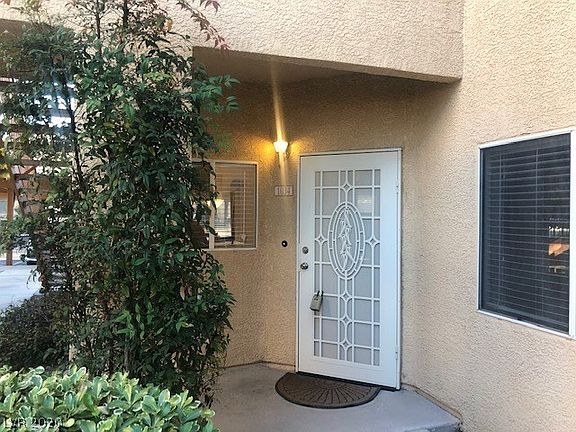 3rd image of 1050 Cactus Ave #1034