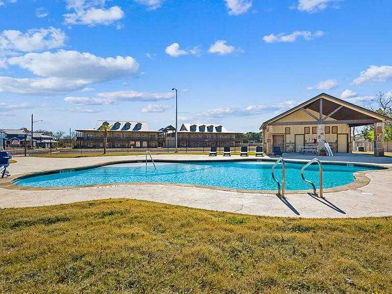 1554 Gruene Rd #ID1385477P — Photo 29