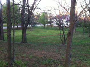 W Murphy St, Madison, NC 27025