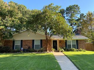 9539 Leaside Cir, Shreveport, LA 71118