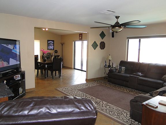 4th image of 39191 Bel Air Dr