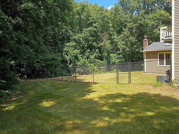 4th image of 14 Brown Hill Road