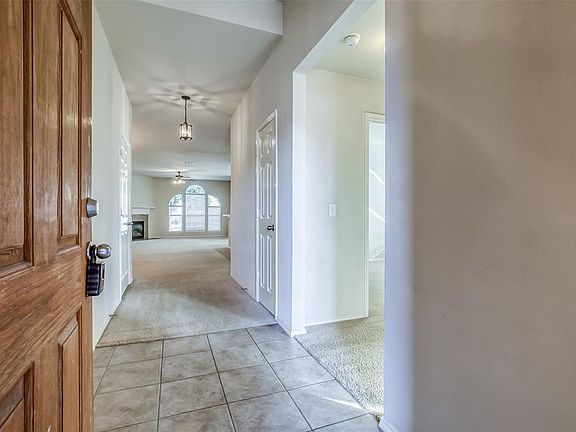 3rd image of 8228 Livingston Ln