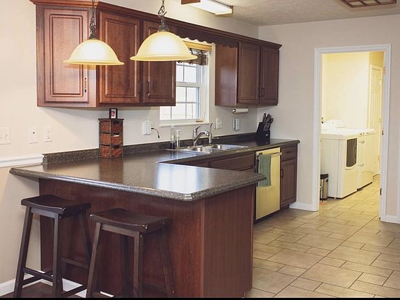 5th image of 1042 Rachel Dr