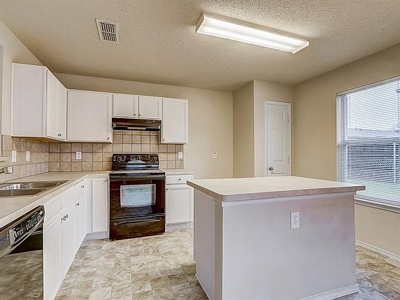 2nd image of 8020 Sartain Dr
