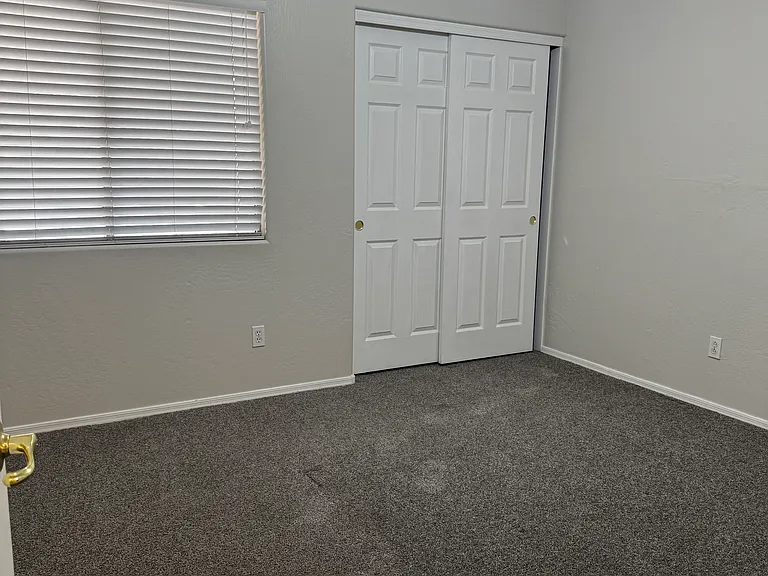 8421 W Mohave St — Photo 32