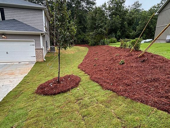 4th image of 2701 Westminister Ln NW
