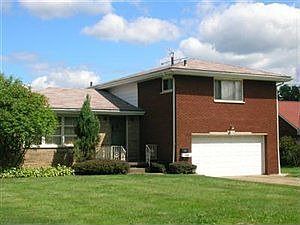 1st image of 558 Edward Ln