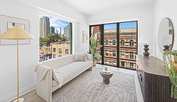4th image of 10-25 Jackson Ave Penthouse A