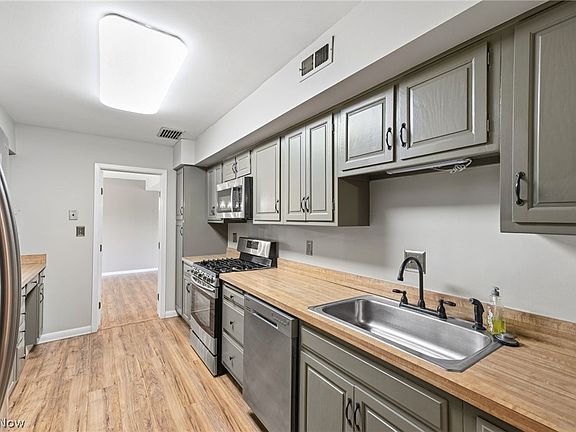 4th image of 2202 Acacia Park Dr APT 2616
