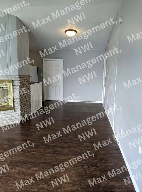 5500 Fillmore St — Photo 3