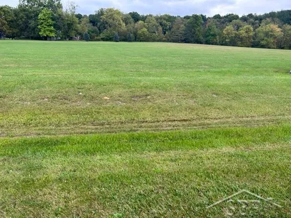 714 Alexander Ln, Vassar, MI 48768