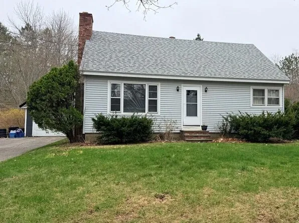91 Kennebec Road, Hampden, ME 04444