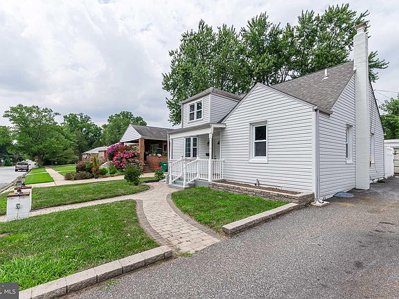 3rd image of 2609 Garfield Ave