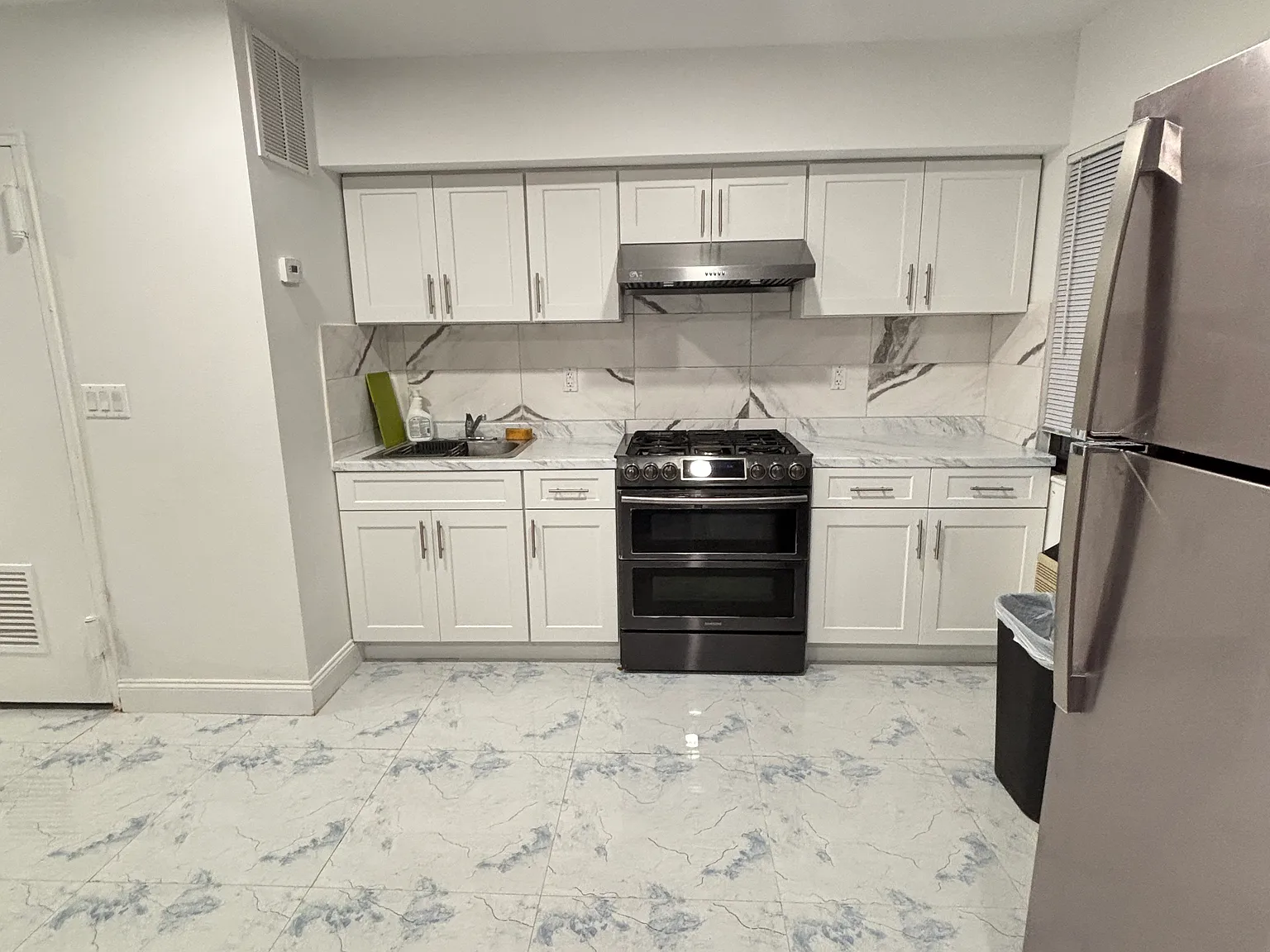1 bed, 680 sqft, $2,200 — Photo 3