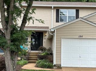 156 Cascade Terrace Dr, Ballwin, MO 63021