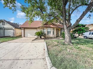 11445 Fort Wyne Dr, San Antonio, TX 78245